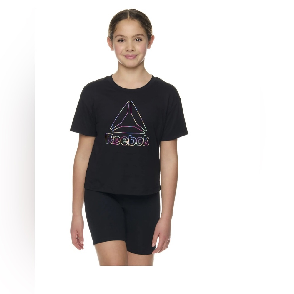 56. 🔥🔥Reebok Girls Active Cropped Tee 2 pieces